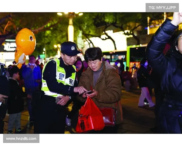 探索赛事活动挡板在当代大型活动中的多功能应用及其安全防护价值